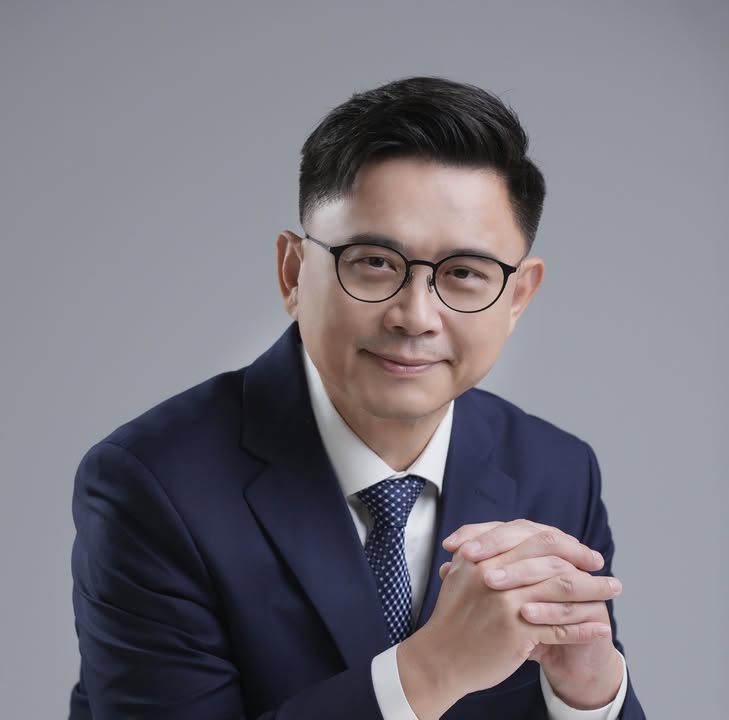 賴瑞隆 大頭照